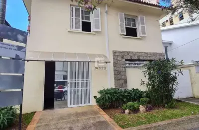 Casa comercial com 3 salas para alugar na Rua Paraíba, Centro, Poços de Caldas