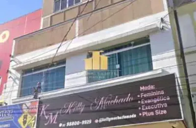 Sala comercial com 4 salas para alugar na Rua Benjamin Constant, Centro, Juiz de Fora