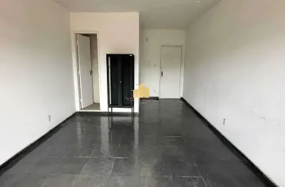 Sala comercial à venda na Avenida Inês Garcia, Benfica, Juiz de Fora