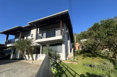 Casa com 4 quartos à venda no Salto do Norte, Blumenau 