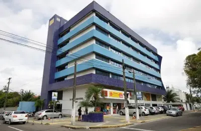 Sala comercial de 130 m², com 5 ambientes internos, lavabo e totalmente mobiliada, pronta para uso imediato.