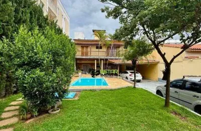 Casa com 3 dormitórios para alugar, 150 m² por R$ 6.513,00/mês - Alvinópolis - Atibaia/SP