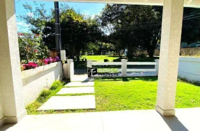 Ótima casa térrea geminada em condomínio com grande area verde!!!