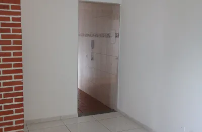 Apartamento com 2 quartos para alugar na Rua João Benegas Ortiz, 588, Jardim Marica, Mogi das Cruzes