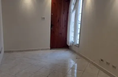 Apartamento com 2 quartos para alugar na Rua João Benegas Ortiz, 853, Jardim Marica, Mogi das Cruzes