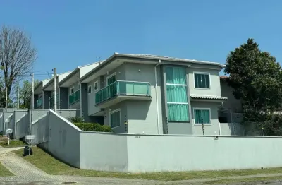 Casa sobrado no bairro do xaxim curitiba parana otima localização