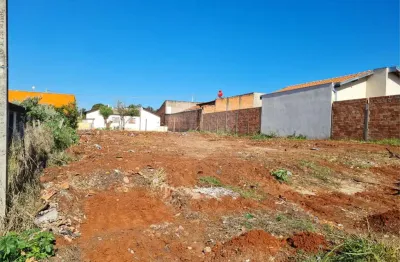 Terreno à venda na Ronald De Oliveira Costa, Parque das Hortências, Araraquara