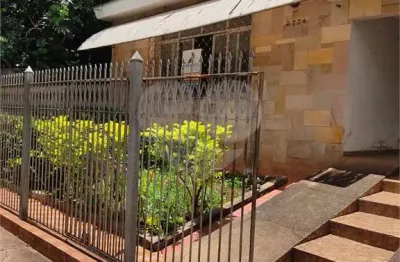Casa com 3 quartos à venda no Centro, Araraquara 