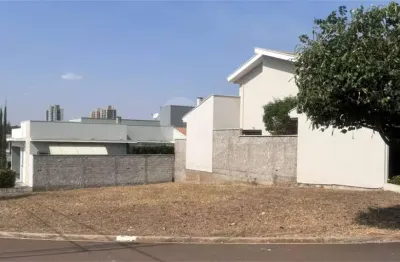 Terreno à venda no Residencial Village Damha, Araraquara 