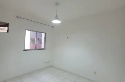 VENDA  Residencial Porto de Sines   2 quartos sendo 1 suíte   1 vaga de garagem  67m² área privativa 2 banheiros