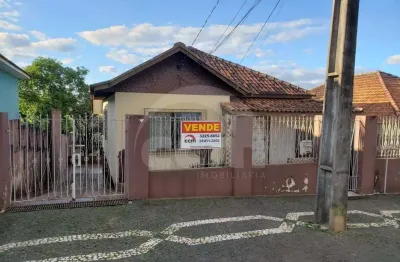Casa à venda na Rua João Cecy Filho, Uvaranas, Ponta Grossa
