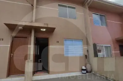 Sobrado à venda, 2 quartos, 1 vaga, oficinas - ponta grossa/pr