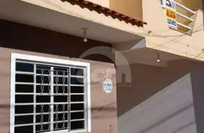 Casa com 3 quartos para alugar na Rua Evaristo da Veiga, Jardim Carvalho, Ponta Grossa