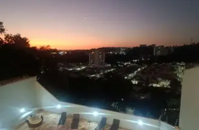 Casa a venda no jardim da fonte, com linda vista panorâmica e lazer.