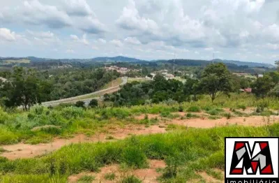 Chácara em condomínio no parque da fazenda divisa com jundiaí e itatiba com casa térrea