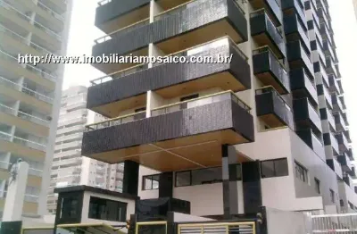 Apartamento na praia grande, caiçara, novo, com 02 suites, 01 vaga, elevador.