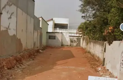 Terreno para fins comerciais em jundiaí, av. fernando arens com planta aprovada para salão comercial, frente para 02 ruas.