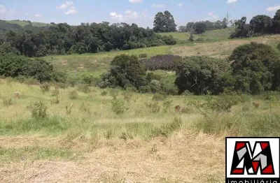Sítio com 29.000m2, com casa de 300m2, e ótima topografia em itatiba