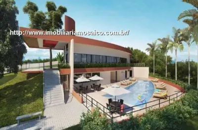 Terreno bairro da malota, condomínio fechado, residencial e ou comercial, medindo a partir de 700 m2, lazer completo