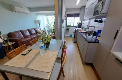 Cobertura para Venda em Rio de Janeiro, Barra da Tijuca, 2 dormitórios, 1 suíte, 3 banheiros, 2 vagas