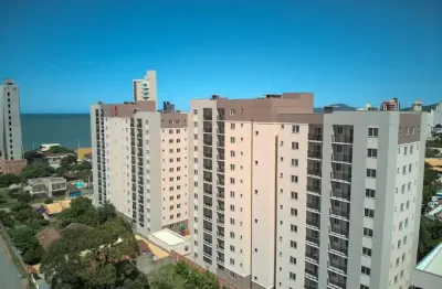 Lindo apartamento no centro de balneario piçarras a 170 metros da praia