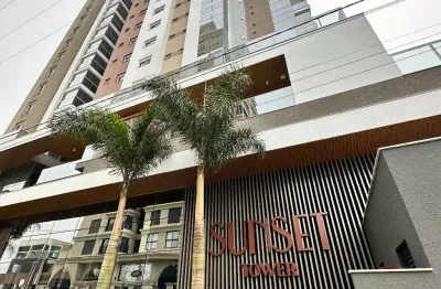 Apartamento frente mar com tres suites vista definitiva