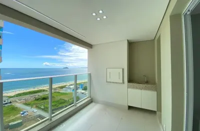 Apartamento com vista defenitiva do mar , semi mobiliado , tres quartos com condominio pe na areia