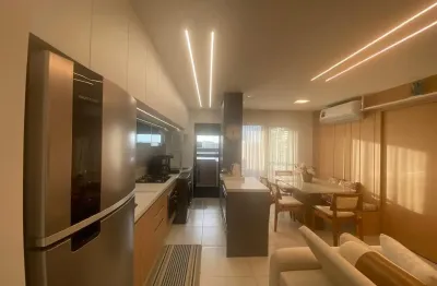 Apartamento com 3 quartos à venda na Avenida Eugenio Krause, 2865, Praia de Armação do Itapocorói, Penha