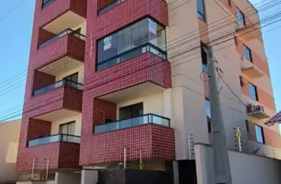 Apartamento dois quartos sendo uma suite a 150 metros da praia