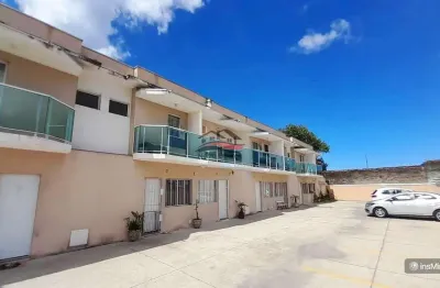 Sobrado à venda, 50 metros da praia, com 2 vagas de garagem, no bairro do porto novo em caraguatatuba