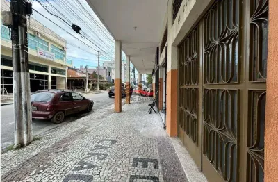 Apartamento para locação com 2 quartos ,centro de caraguatatuba-sp