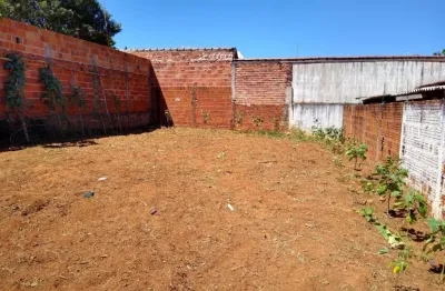 Terreno à venda no Centro, Brejo Alegre 