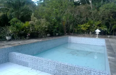 Via imóveis vende granja com 2 he casa e piscina e àrea de reserva ambiental