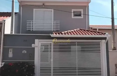 Sobrado à venda, 3 quartos, 2 suítes, planejados, ar-condicionado, quintal, jardim valença, indaiatuba.