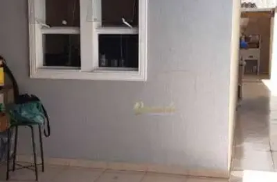 Casa térrea à venda, 2 quartos, 1 suíte, área gourmet, quintal, Jardim Portal do Sol, Indaiatuba.