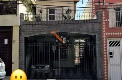 Excelente sobrado 160a.c- 3 dorms sendo 1 suíte+dep empregada-quintal com área gourmet coberta-2 vagas-localização privilegiada