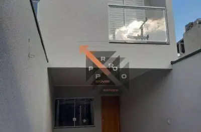 Casa na vila alpina com 3 quartos, 1 suíte e 2 vagas de garagem!
