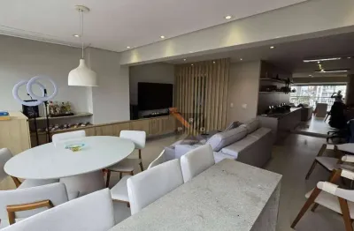 Lindo apartamento com varanda e 02 suítes - próximo a linha verde do metrô