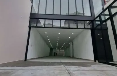 Prédio comercial localização com grande fluxo de pessoas,   estacionamento para 15 vagas