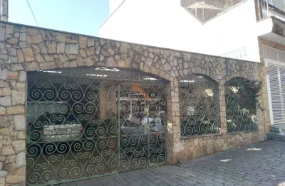 Casa com amplo quintal e churrasqueira no parque da mooca - terreno 8x30