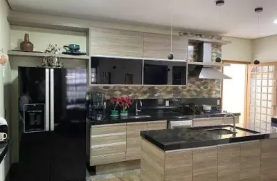 Casa com 3 dormitórios à venda, 250 m² por r$ 750.000,00 - jardim roma - pirassununga/sp