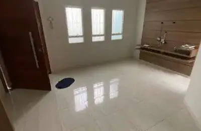 Casa asobradada de 3 qts e 1 suite  a venda em araras/sp