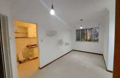 Apartamento com 2 quartos à venda na Rua Hortênsias Azuis, 10, Jardim das Margaridas, Salvador