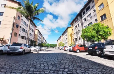 Apartamento com 2 quartos à venda na Rua Hortênsias Azuis, 10, Jardim das Margaridas, Salvador