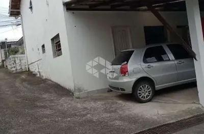 Casa com 5 quartos à venda na Rua Maria Helena Kretzer, 670, Praia Comprida, São José