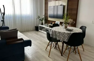 Apartamento semi mobiliado com dois dormitórios no bairro nossa senhora do rosário, são josé/sc