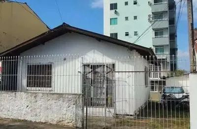 Casa com 5 quartos à venda na Rua Santa Isabel, 94, Barreiros, São José