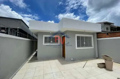 Casa 3 dormitórios para Locação em Atibaia, Nova Cerejeira, 3 dormitórios, 1 suíte, 2 banheiros, 2 vagas