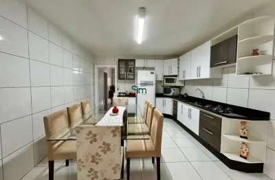 Casa com 3 quartos à venda na Rua Ernesto Diavan, Palmital, Chapecó