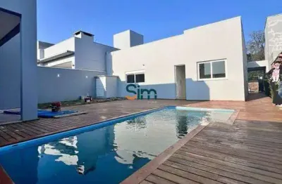 Excelente casa com 3 quartos sendo 01 suites e piscina a venda !!